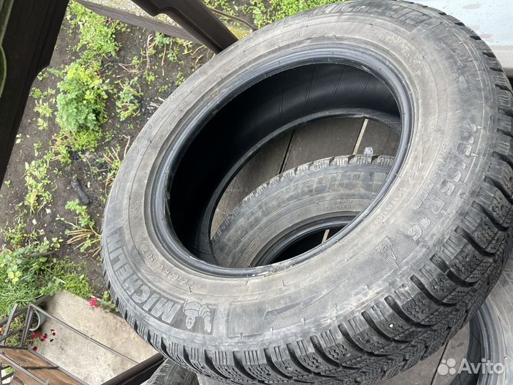 Michelin X-Ice 215/65 R16
