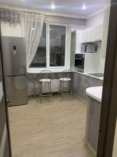 2-к. квартира, 64,4 м², 9/16 эт.