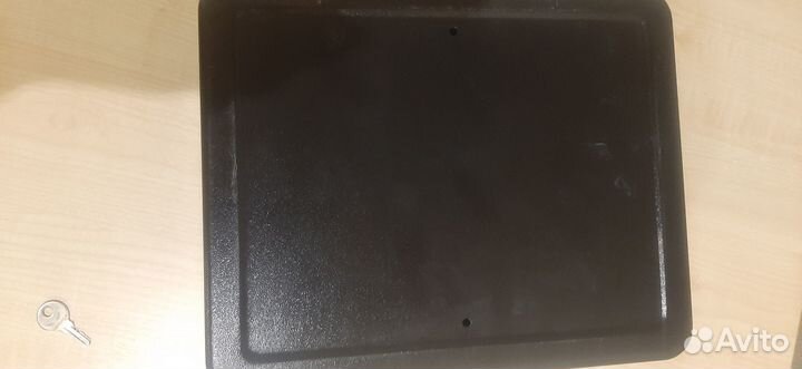 Продам шкаф ключницу