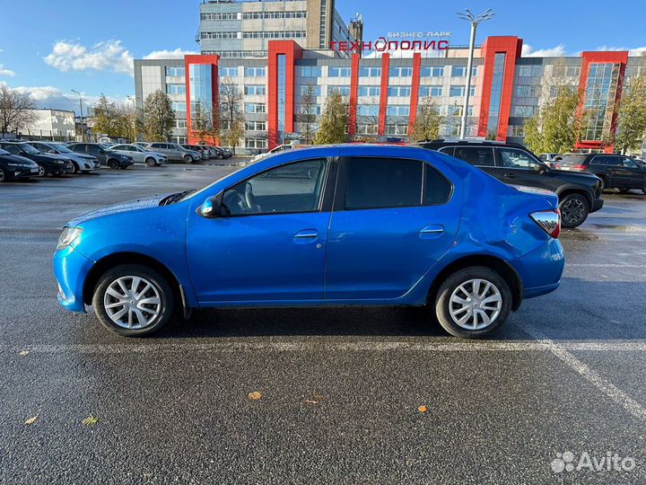 Renault Logan 1.6 МТ, 2015, битый, 88 000 км