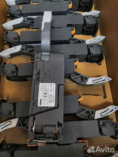 Servo-drive привод для выдвижных ящиков