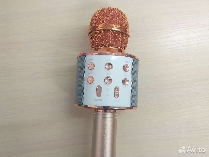 Караоке микрофон