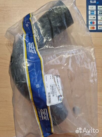 Патрубок радиатора Mercedes-Benz