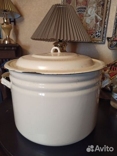 Кастрюля эмалированная бу
