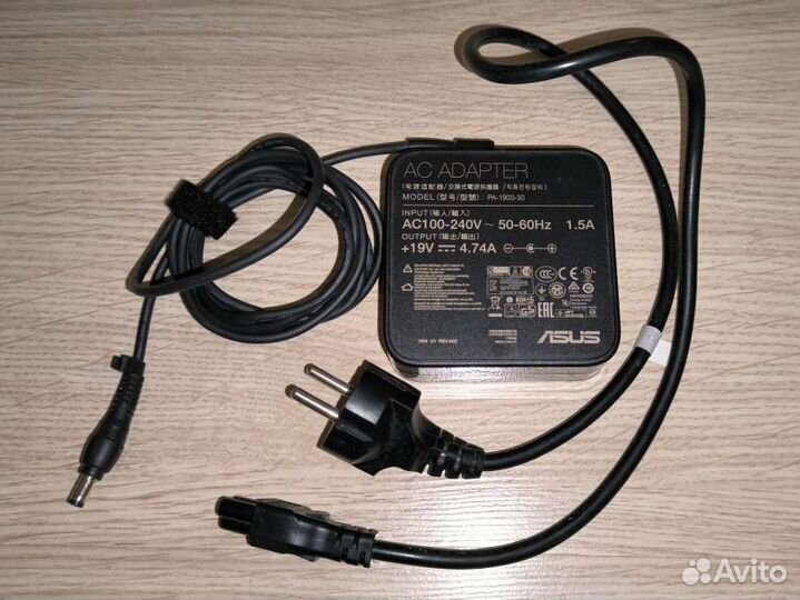 Зарядка для ноутбука Asus 19V 4.74A 90W