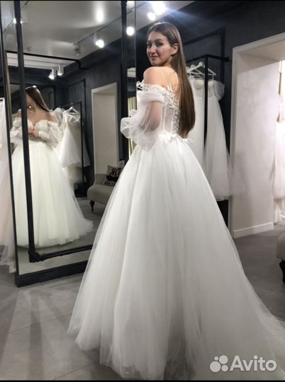 Свадебное платье