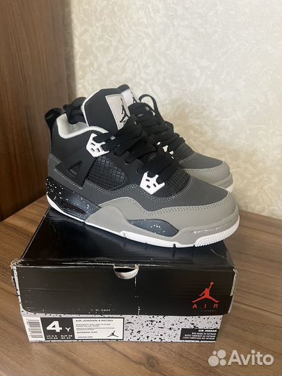 Кроссовки nike air jordan retro 4