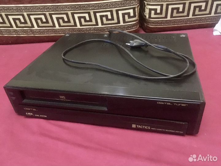 Видеомагнитофон Tactics