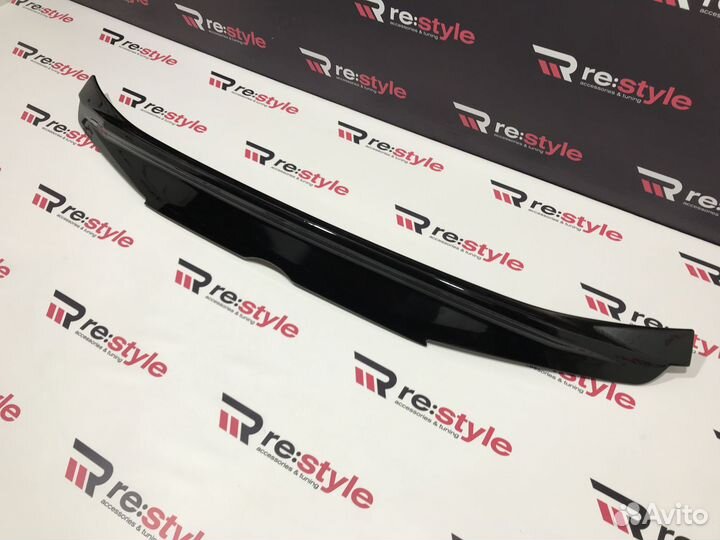 Спойлер Под стекло LX570 с16г Wald Черный