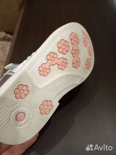 Туфли для девочки 23 р-р