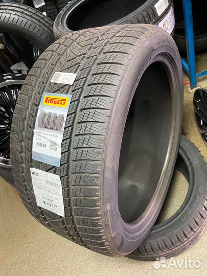 Pirelli Scorpion Winter 285/40 R21 109V