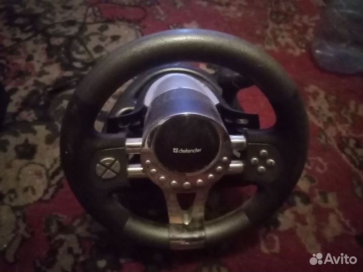 Игровой руль с педалями
