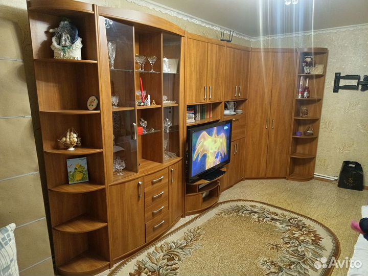 Стенка в гостиную бу