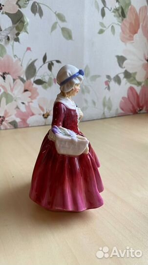 Статуэтка Lavinia Royal Doulton фарфор Англия