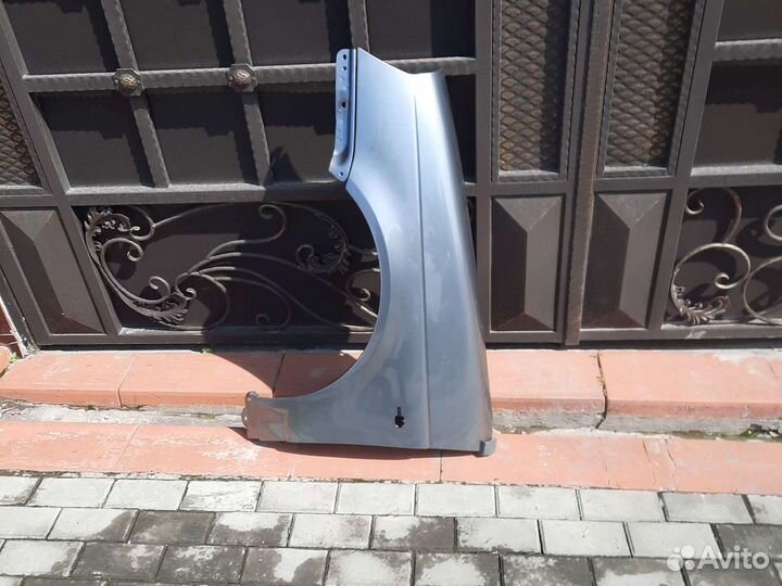 Крыло Лада Приора левое/кварц