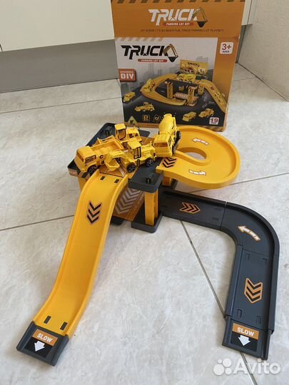 Автостоянка парковка для машинок трек