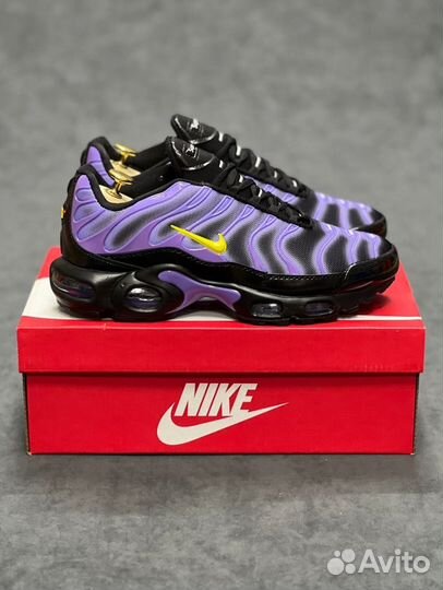 Кроссовки Nike