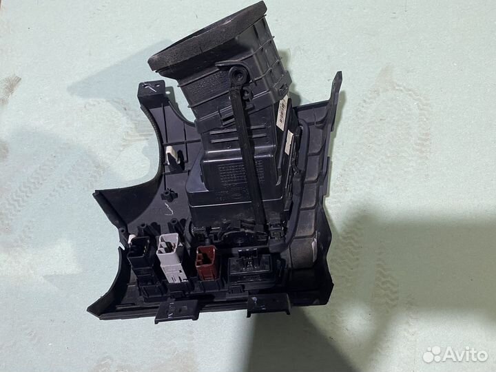 Дефлектор воздушный в сборе hyundai ix35