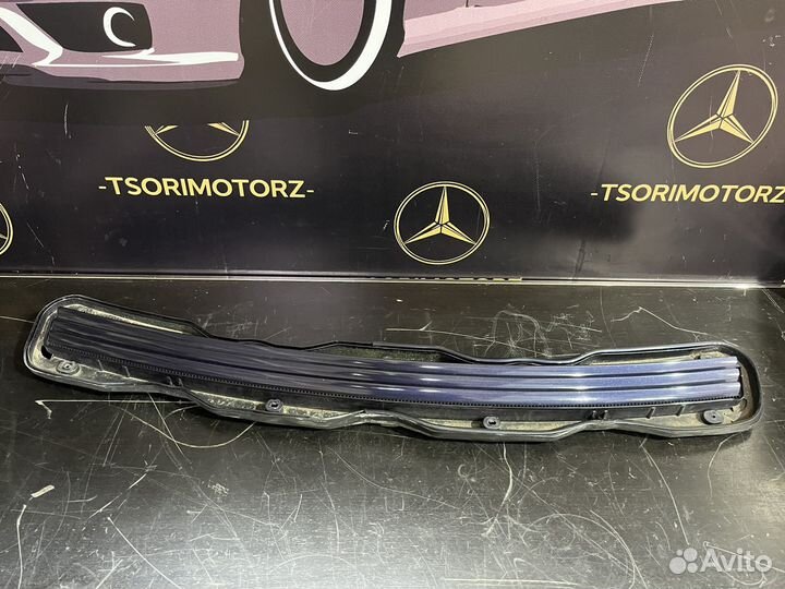 Решетка воздухозаборная мерседес w210