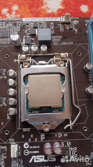 Материнская плата с процессором