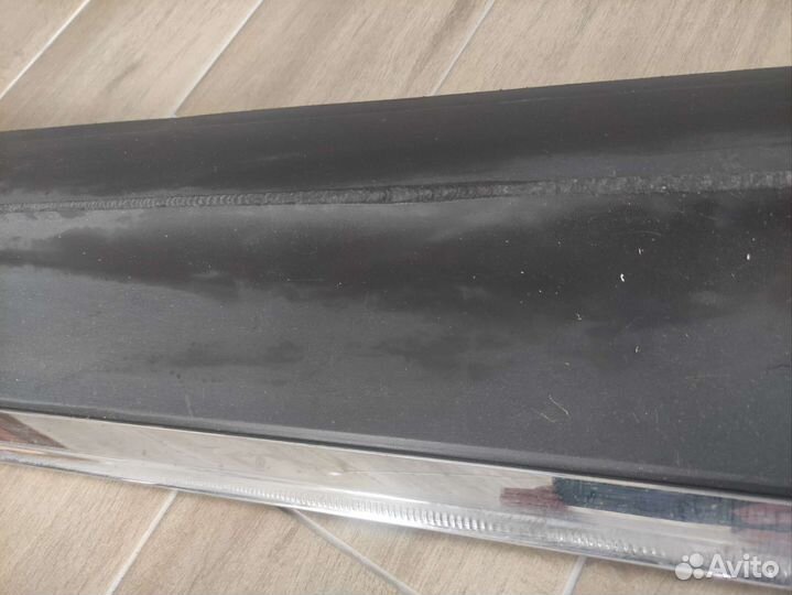 Молдинг двери передней правой Volkswagen Tiguan