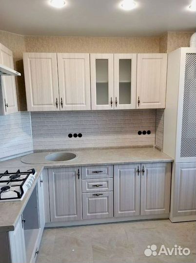 Кухонный гарнитур угловой