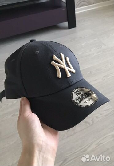 Кепка бейсболка женская новая