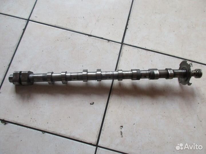 Распредвал впускной w463 G-class 157.984 2013