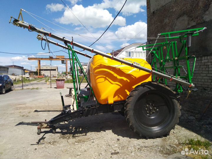 Опрыскиватель прицепной 
