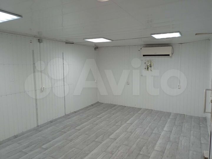 Торговая площадь, 24 м²