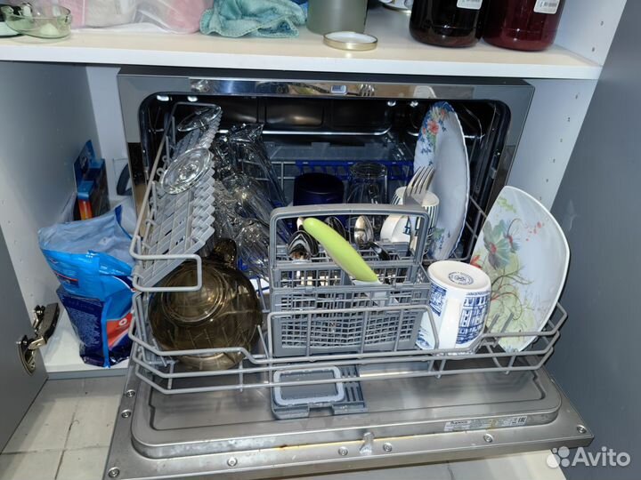 Посудомоечная машина Бирюса DWC-506/7 M