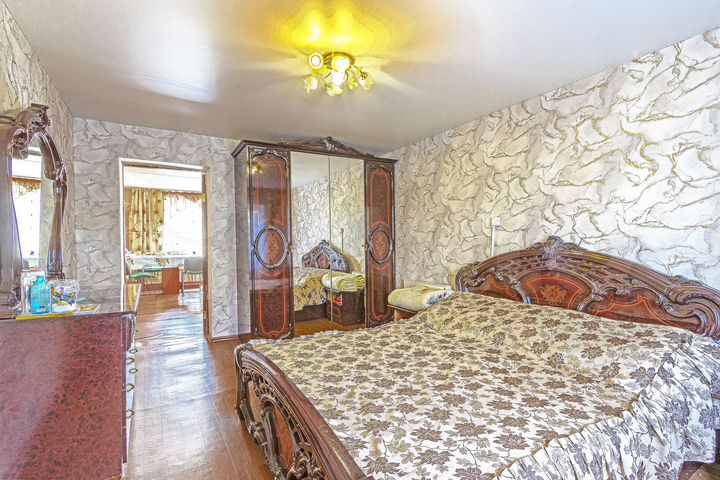 Дом 178 м² на участке 6 сот.