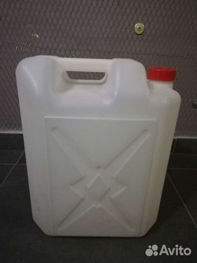 Канистра пластиковая на 25 литров