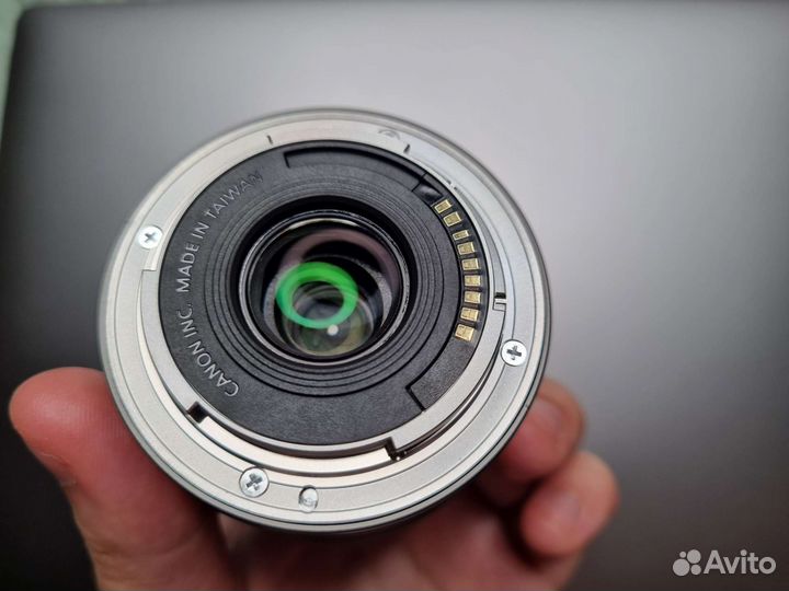 Canon EF-M 18-55 is STM