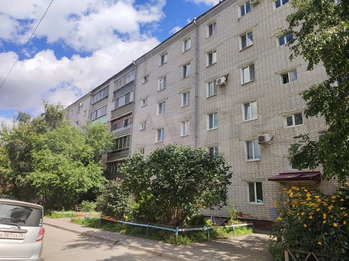 4-к. квартира, 78 м², 1/6 эт.