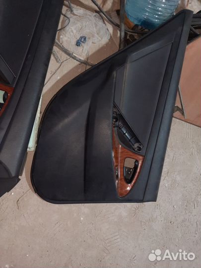 Обивка двери на тойоту(40 кузов)