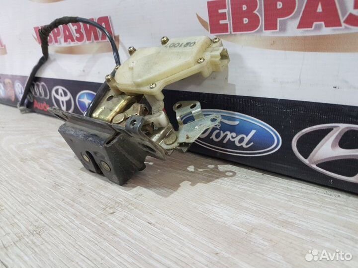 Замок багажника Honda Stepwgn RF7 K20A 2004