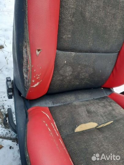 Сиденья на Ауди 100, А6 С4