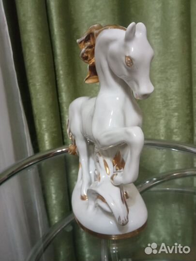 Статуэтка Златогривый конь Лошадь фарфор лфз СССР