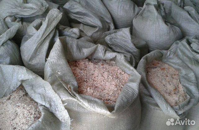 Опилки в мешках и обрезь