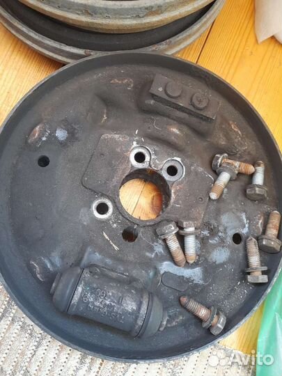 Барабанные тормоза Skoda Rapid