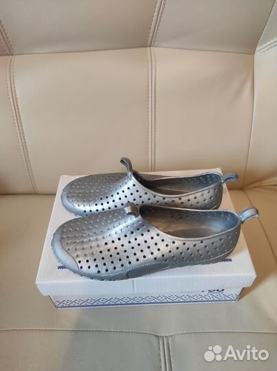 Тапочки для купания