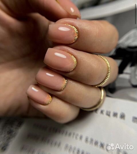 Маникюр, наращивание ногтей