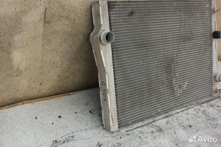 Радиатор охлаждения BMW X5 E70 (2010-2013)