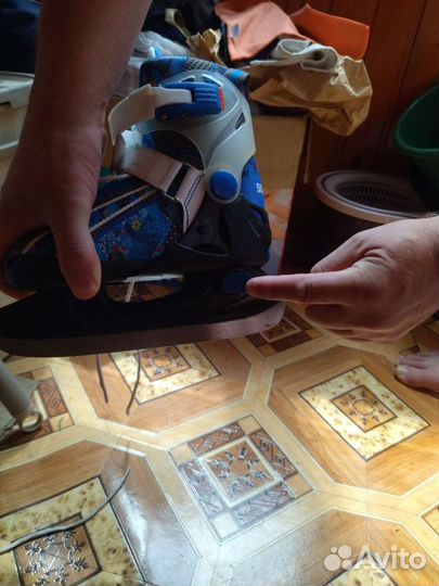 Продам коньки