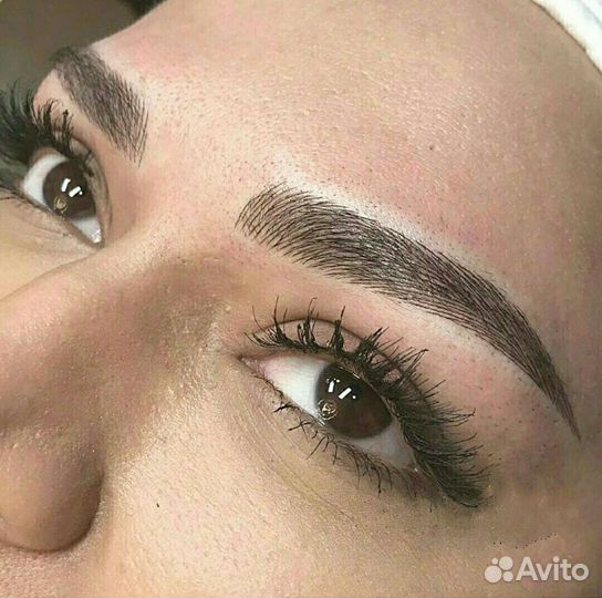 Микроблейдинг бровей (волосковый татуаж)