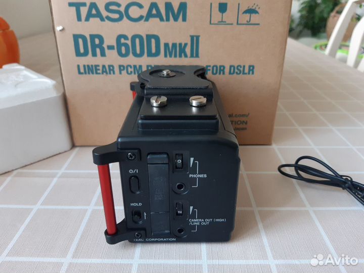 Рекордер Tascam DR-60D mkII