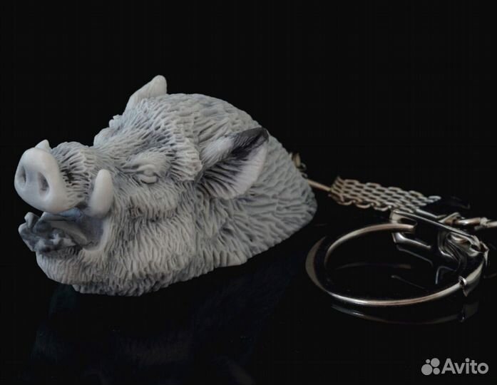 Брелок Голова Дикого Кабана литьевой мрамор
