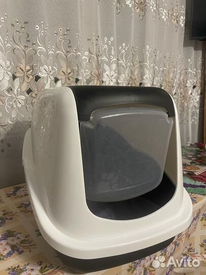 Туалет-домик, лоток новый