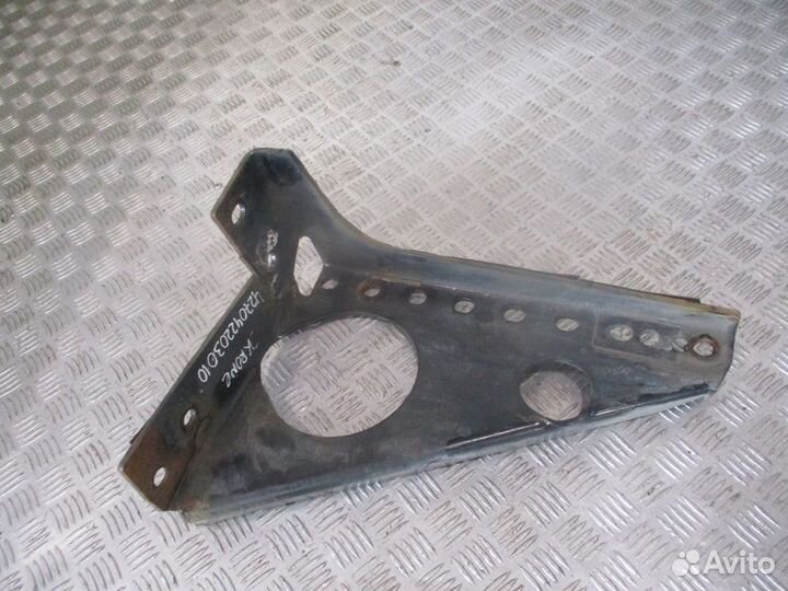 Кронштейн топливного бака krone 515021277